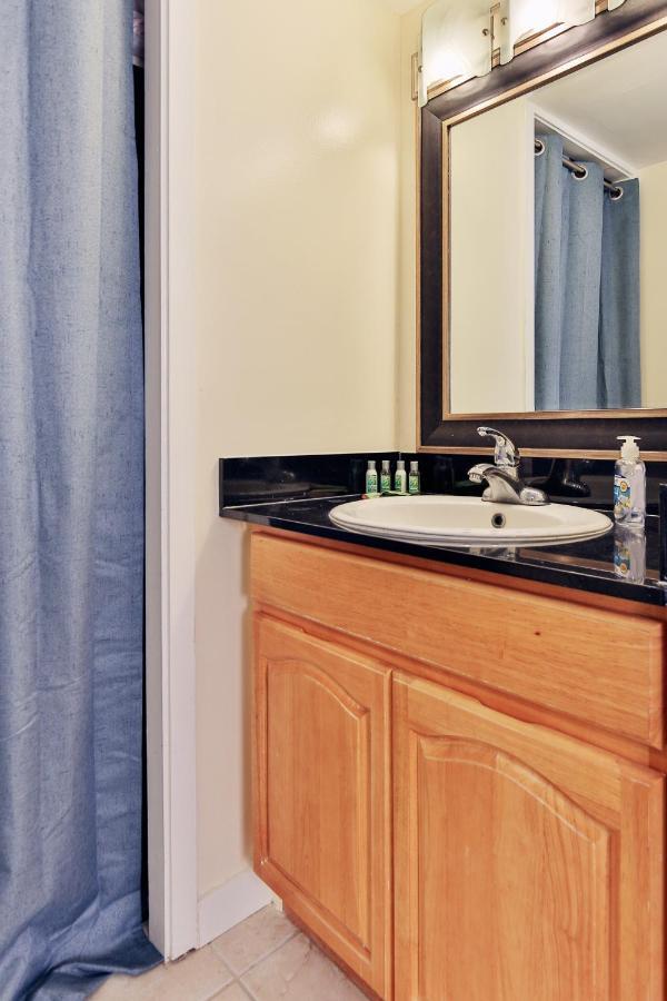 City View Studio With Pool Access In Aloha Surf! Honolulu Eksteriør billede